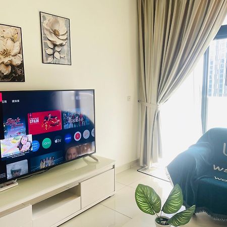 Legoland Jb Aghome Medini 3Room8Pax Bukit Indah Nusajaya  Ngoại thất bức ảnh